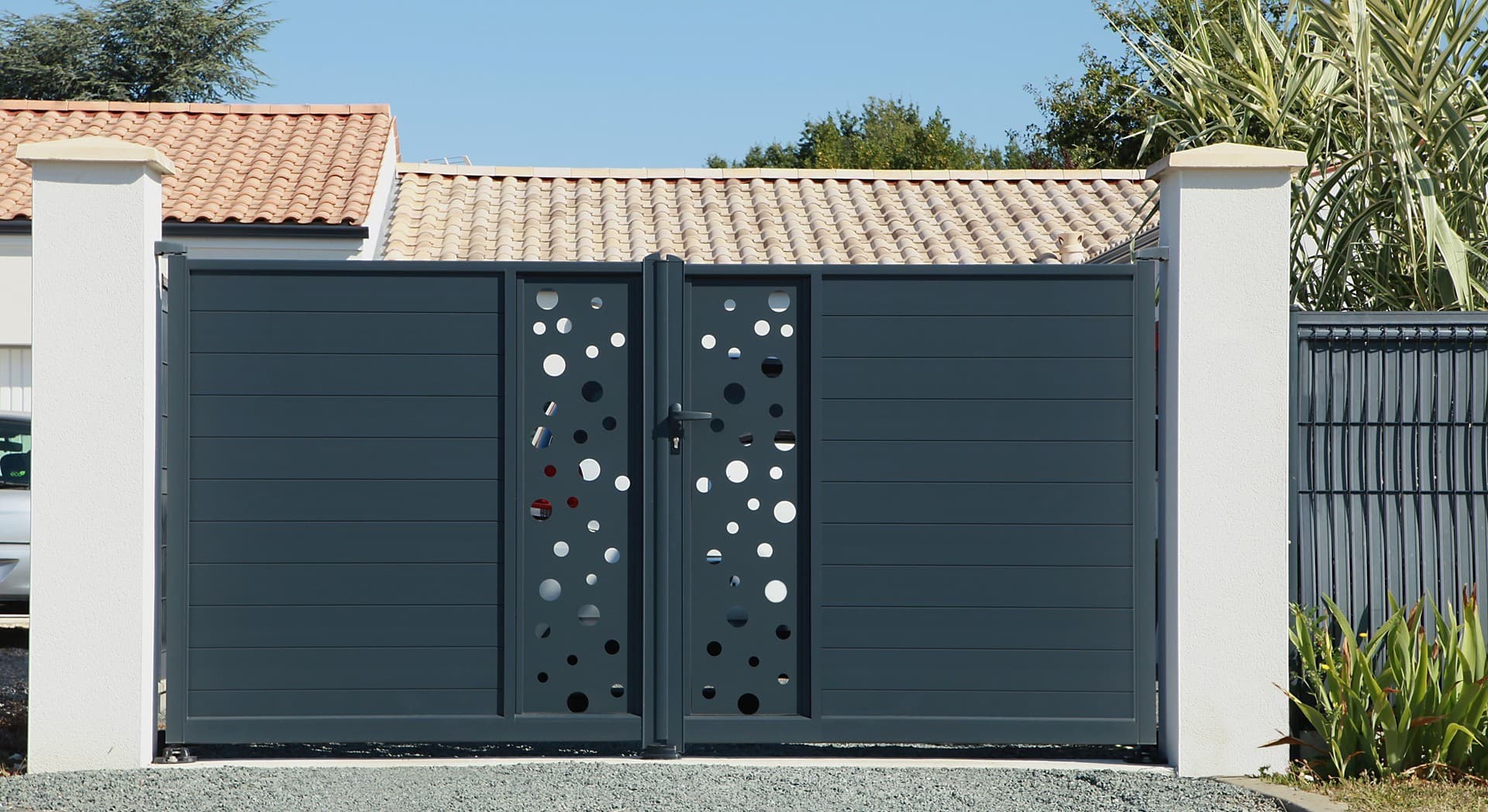 Especialistas en puertas y cerramientos en Vigo